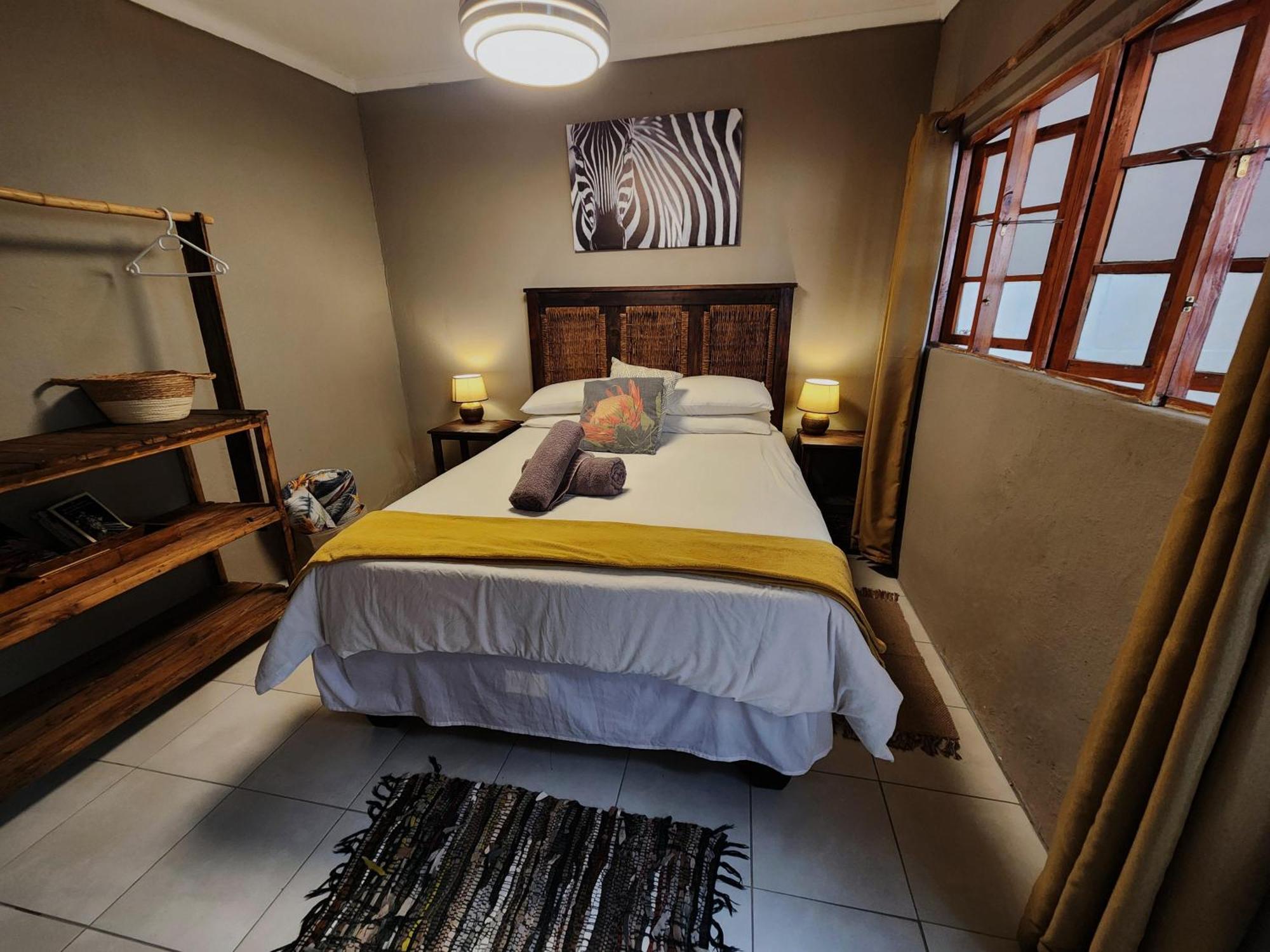 Ikaya Accommodation Psj Port Saint Johnʼs Buitenkant foto